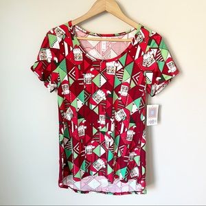 LulaRoe Geometric Diamond Santa Christmas Classic Swing T-shirt Red Green S NWT